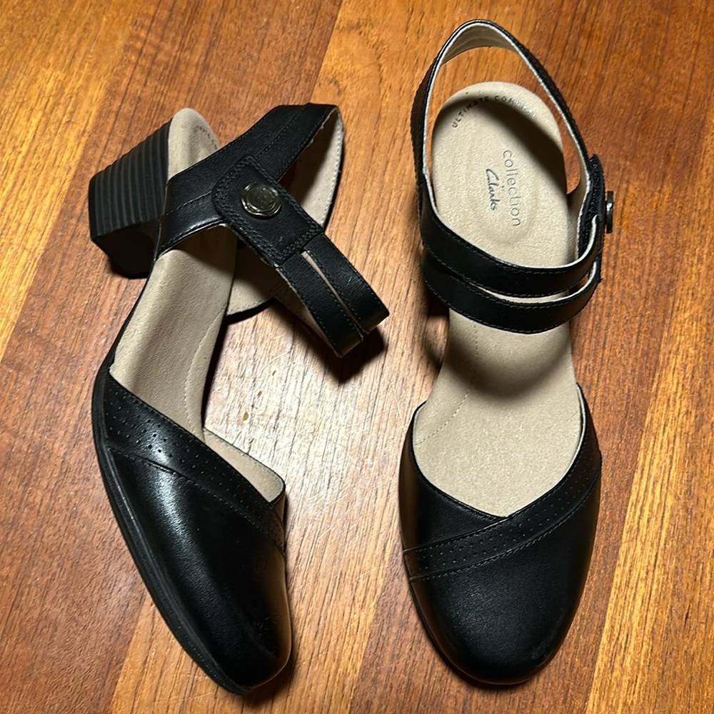 Collections by Clark’s Mary Jane heels - size 41.5 (10.5)